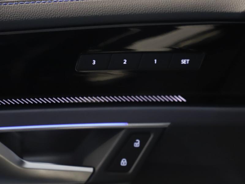 VW Touareg R eHybrid TSI 4MOTION