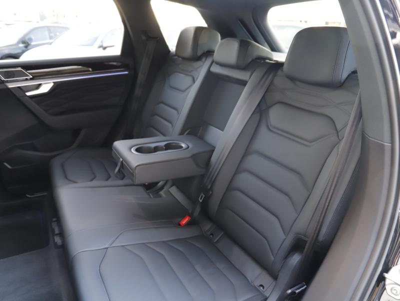 VW Touareg R eHybrid TSI 4MOTION