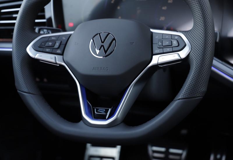 VW Touareg R eHybrid TSI 4MOTION