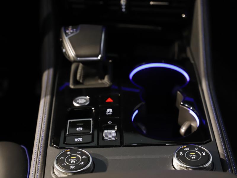 VW Touareg R eHybrid TSI 4MOTION