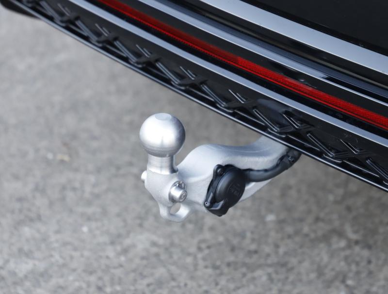 VW Touareg R eHybrid TSI 4MOTION