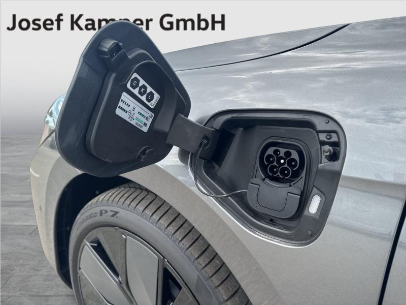 VW Passat Variant Sport eHybrid 150kW