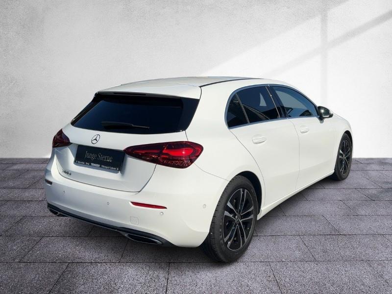 MERCEDES-BENZ A 180 d NP € 43.092.-