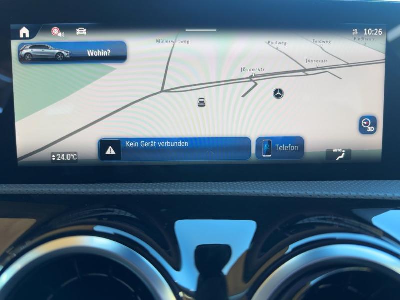 MERCEDES-BENZ A 180 d NP € 43.092.-