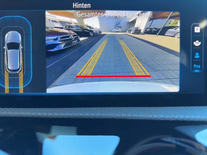 MERCEDES-BENZ A 180 d NP € 43.092.-