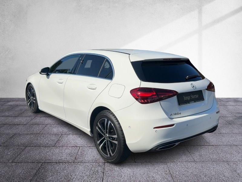 MERCEDES-BENZ A 180 d NP € 43.092.-