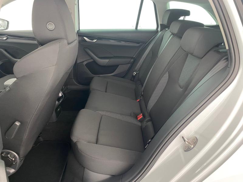 Škoda Octavia Combi Essence TSI