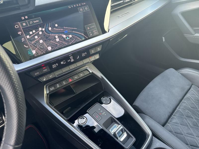 Audi A3 Limousine 35 TFSI S line exterieur