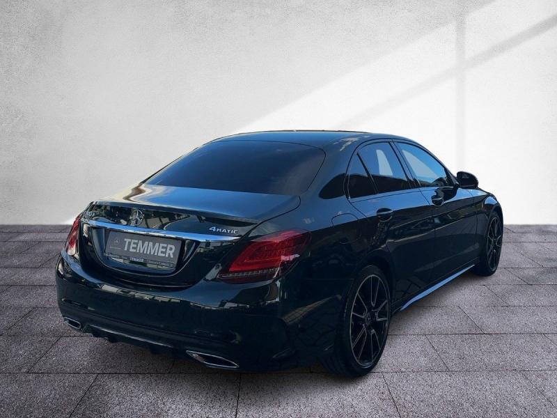 MERCEDES-BENZ C 300 d 4M *AMG-Line*