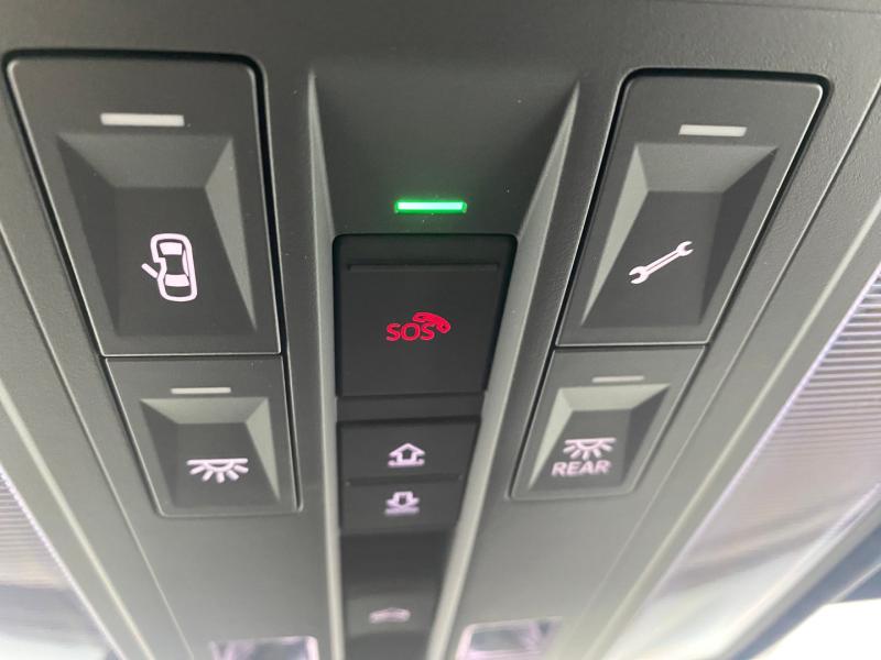 VW Touareg R eHybrid TSI 4MOTION