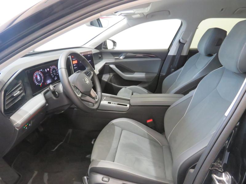 VW Passat Variant Business eTSI DSG