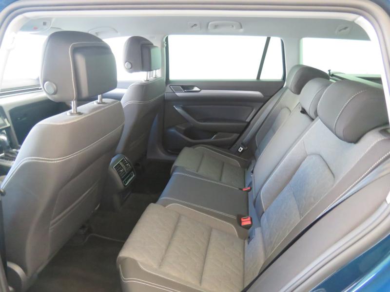 VW Passat Variant Business TDI SCR DSG