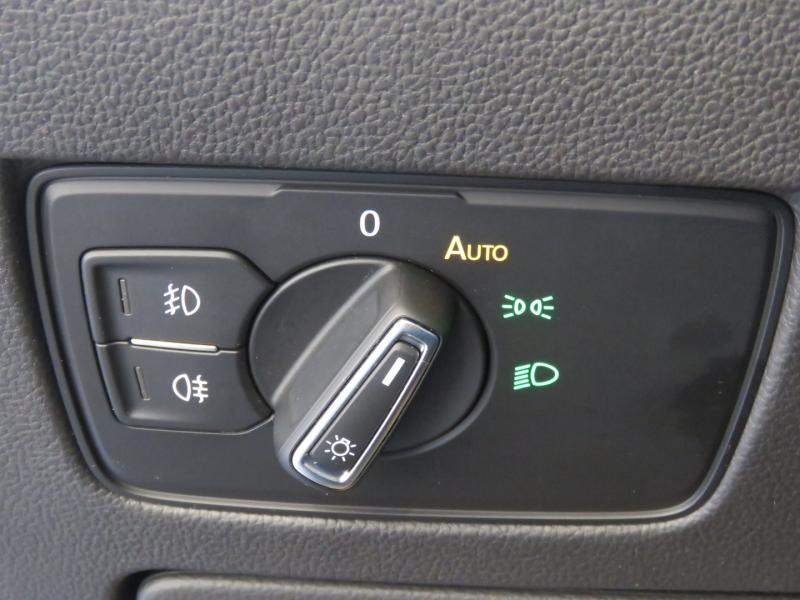 VW Passat Variant Business TDI SCR DSG