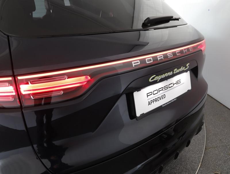 Porsche Cayenne Turbo S E-Hybrid