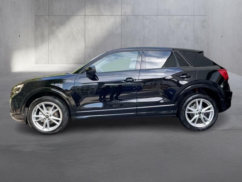 Audi Q2 30 TFSI admired