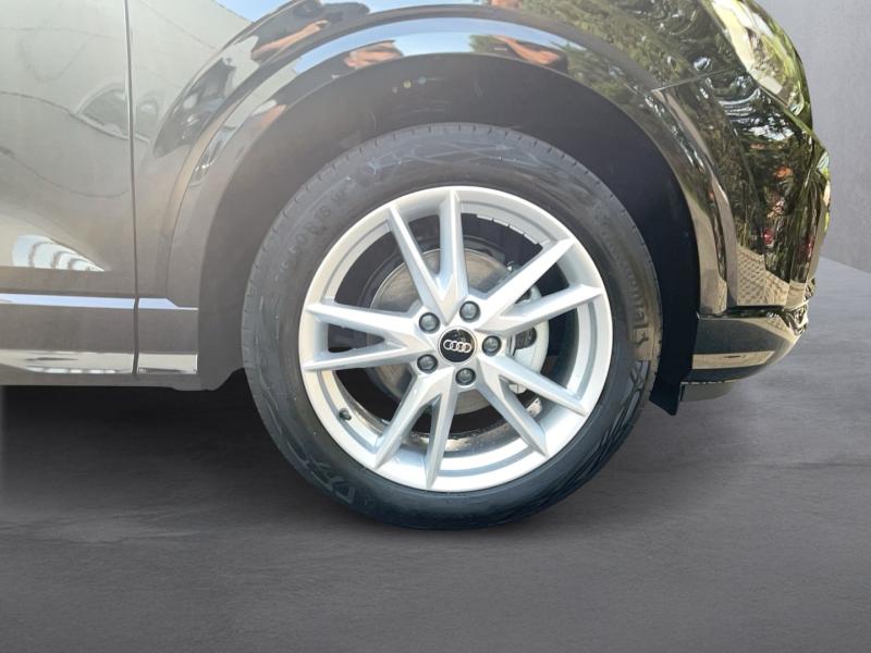 Audi Q2 30 TFSI admired