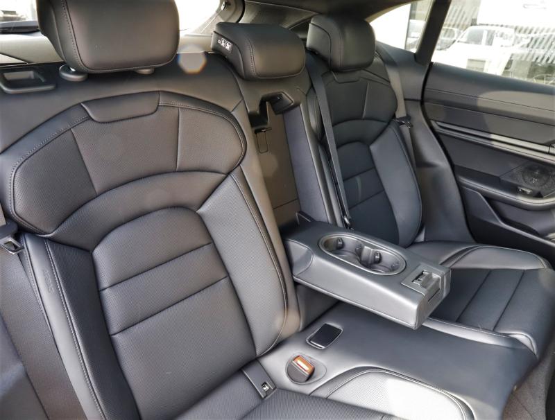 Porsche Taycan 4S Sport Turismo