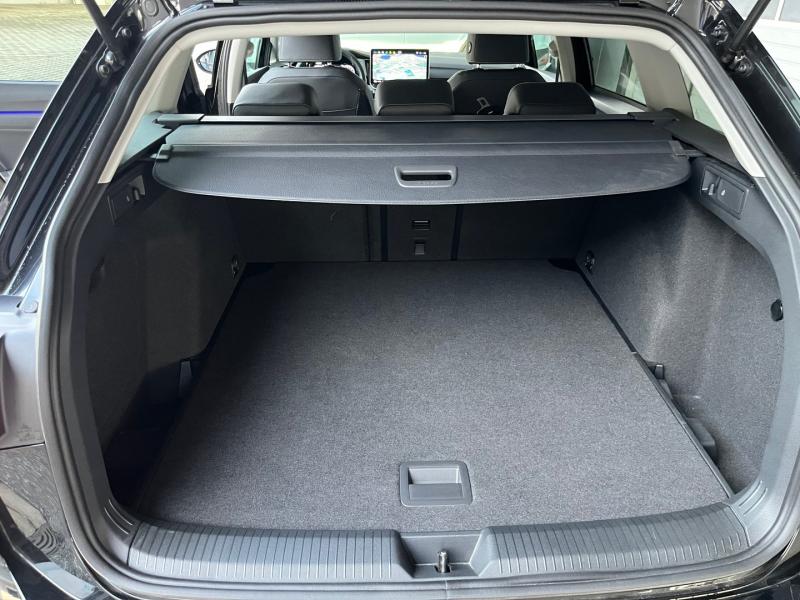 VW Golf Variant Life TSI