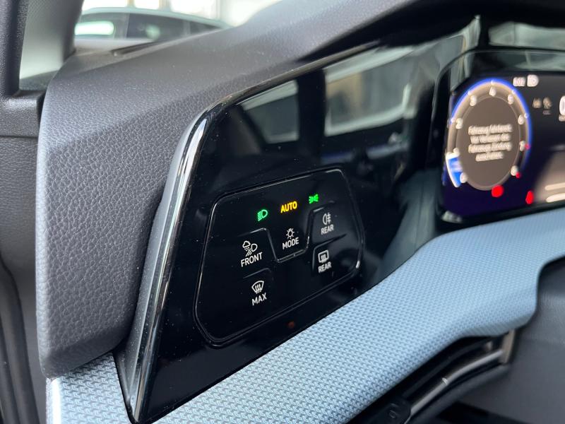 VW Golf Variant Life TSI