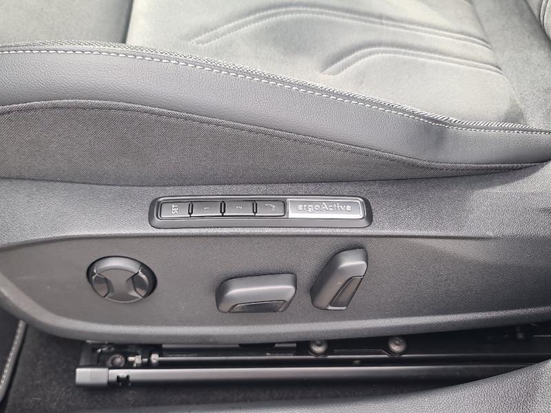 VW Golf Variant Business TDI