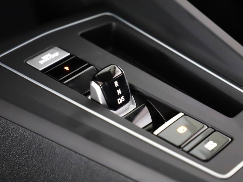 VW Golf Rabbit eHybrid DSG 150 kW