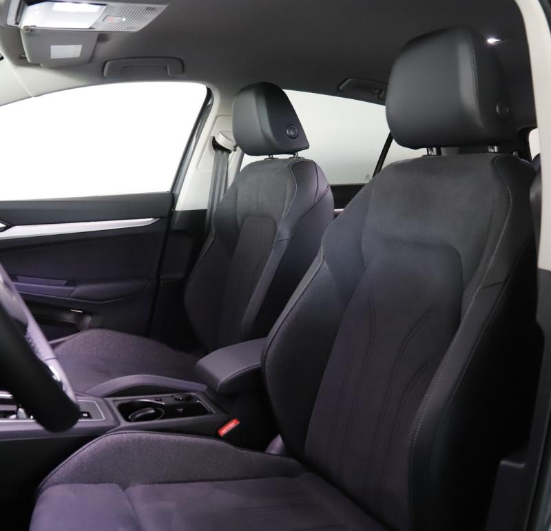 VW Golf Rabbit eHybrid DSG 150 kW