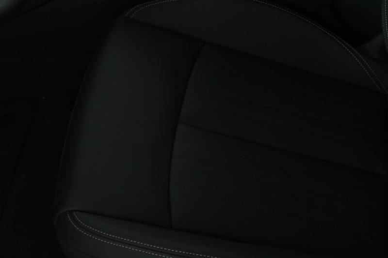 Audi Q8 50 e-tron quattro business