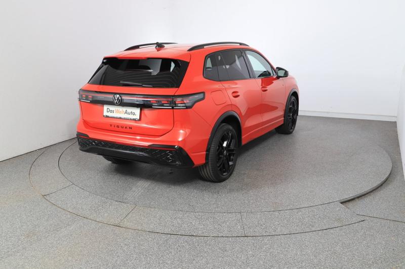 VW Tiguan R-Line TDI DSG