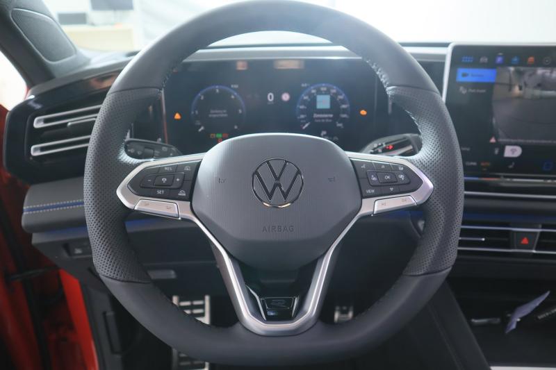 VW Tiguan R-Line TDI DSG