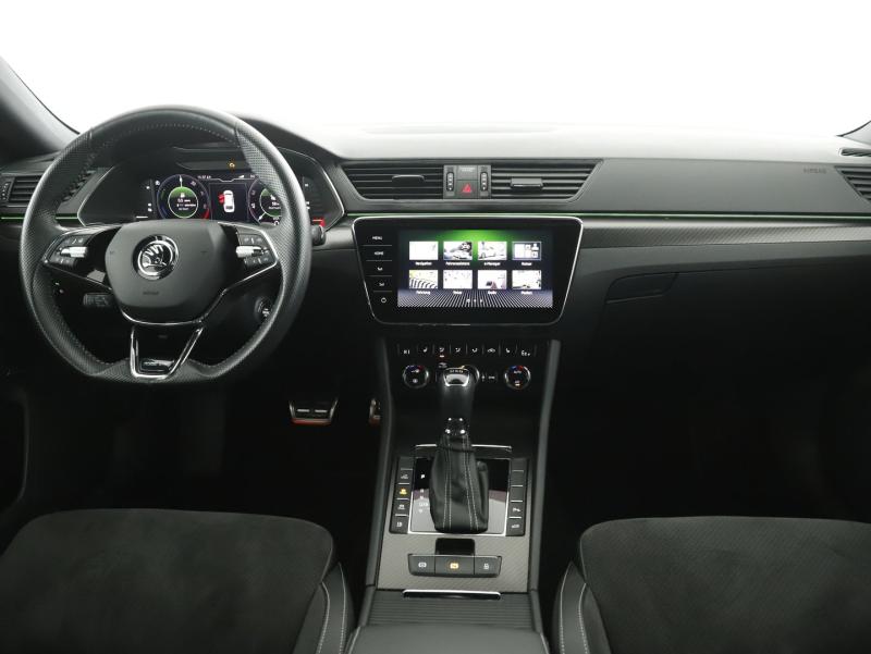 Škoda SUPERB Combi iV SPORTLINE DSG
