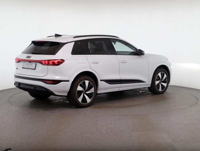 Audi Q6 e-tron quattro
