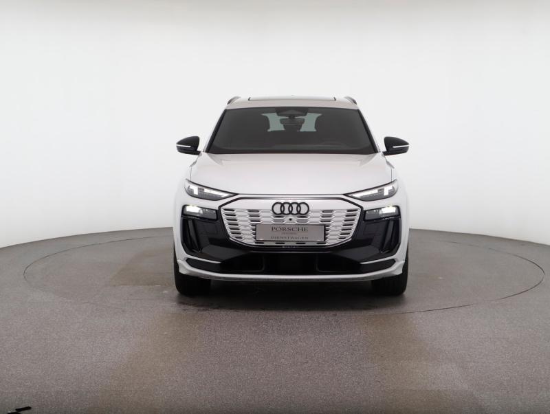 Audi Q6 e-tron quattro