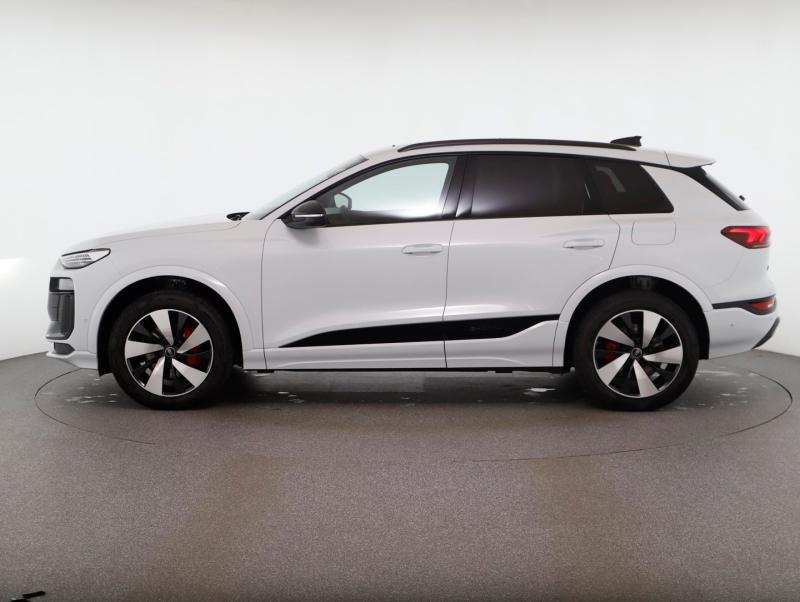 Audi Q6 e-tron quattro