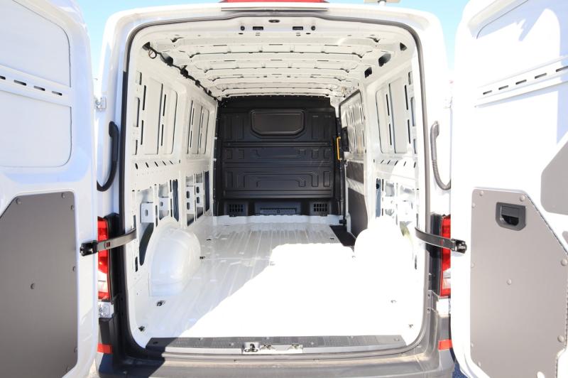 VW Crafter 35 Kastenwagen L3H2 TDI