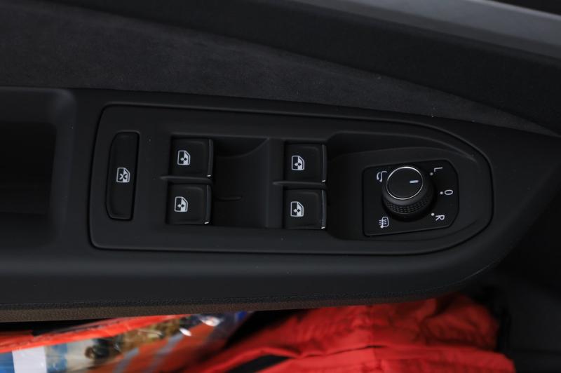 VW Golf Variant Business TDI