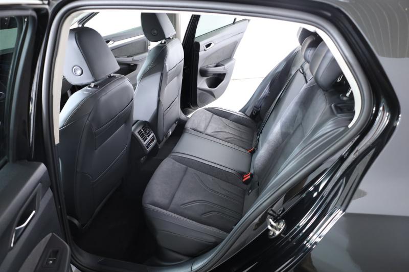 VW Golf Rabbit eHybrid DSG 150 kW