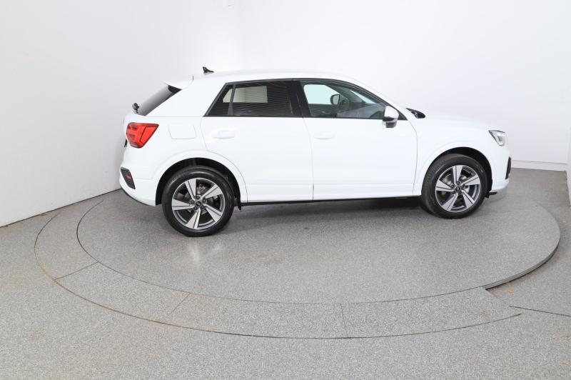 Audi Q2 30 TFSI admired