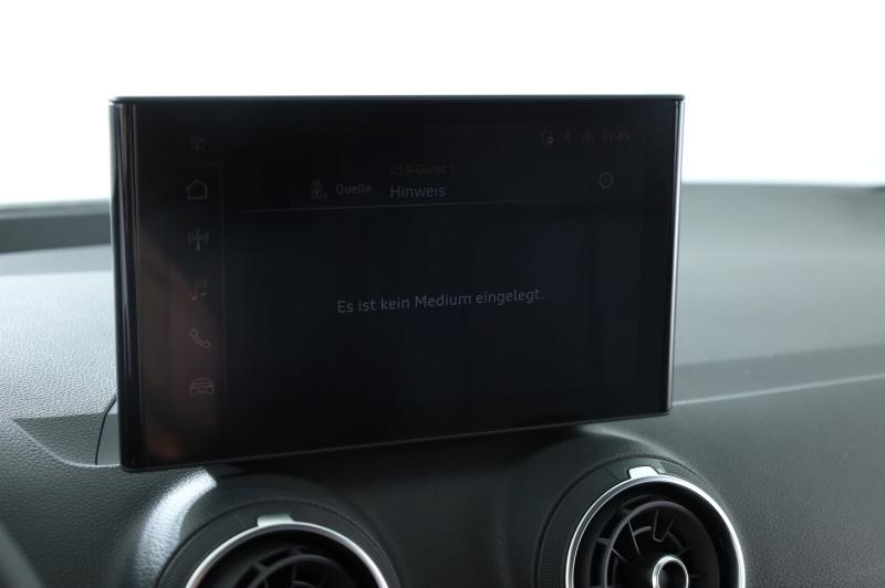 Audi Q2 30 TFSI admired
