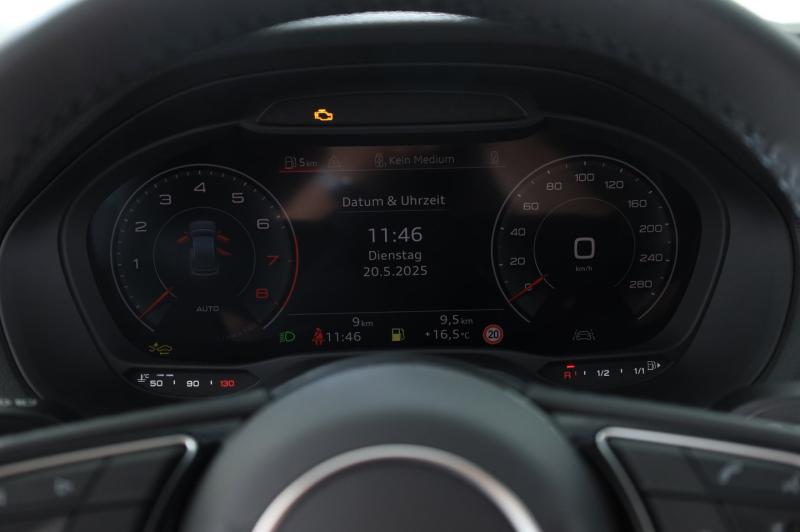 Audi Q2 30 TFSI admired