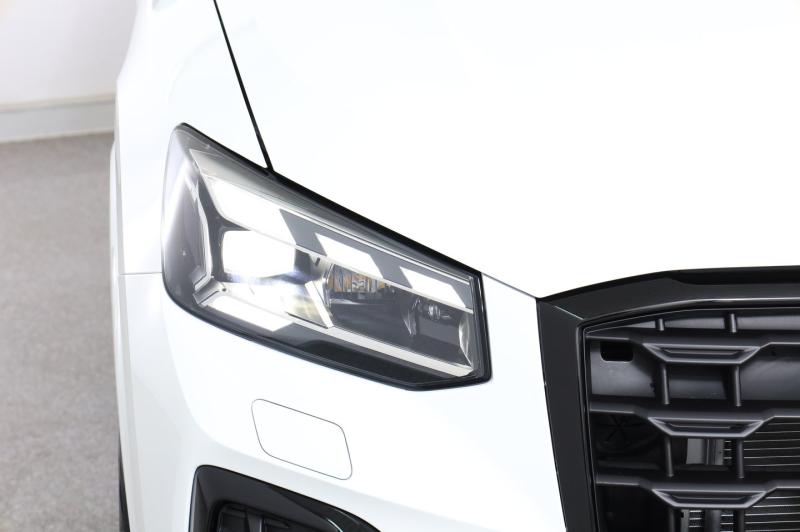 Audi Q2 30 TFSI admired