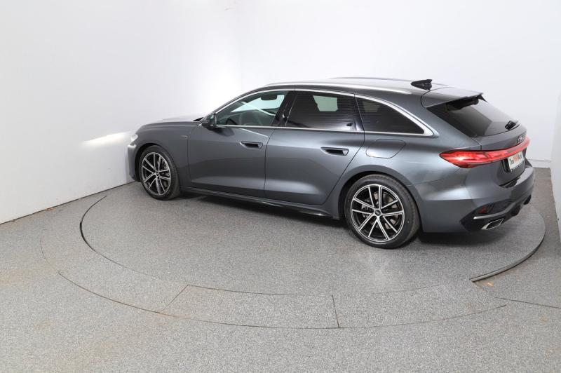 Audi A5 Avant e-hybrid quattro 220 kW