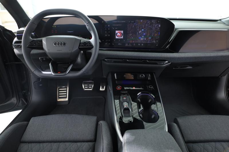 Audi A5 Avant e-hybrid quattro 220 kW