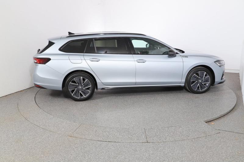 Škoda Superb Combi Sportline iV TSI DSG