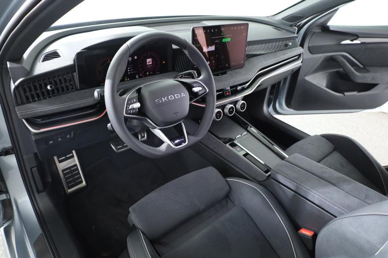 Škoda Superb Combi Sportline iV TSI DSG