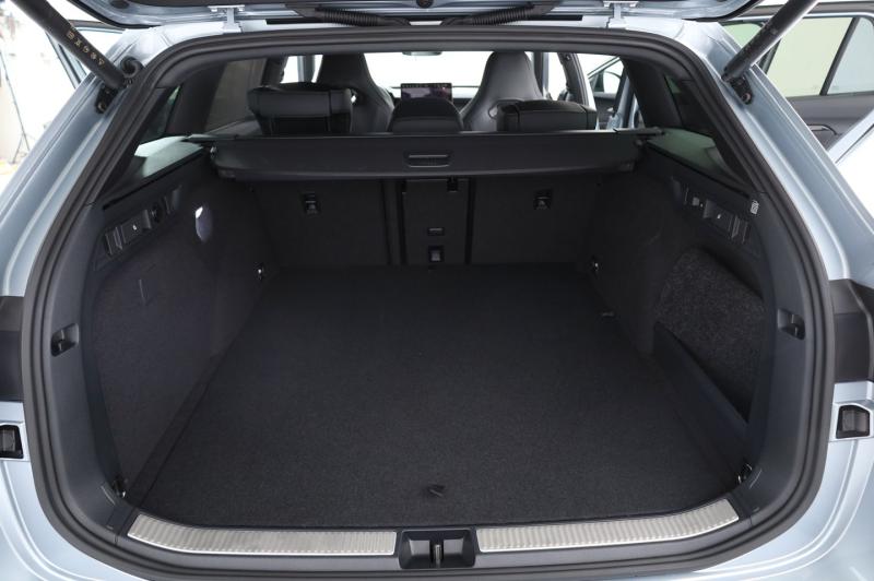 Škoda Superb Combi Sportline iV TSI DSG
