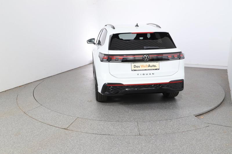 VW Tiguan R-Line TDI DSG