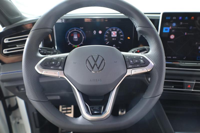 VW Tiguan R-Line TDI DSG