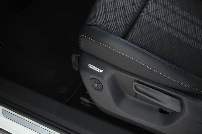 VW Tiguan R-Line TDI DSG