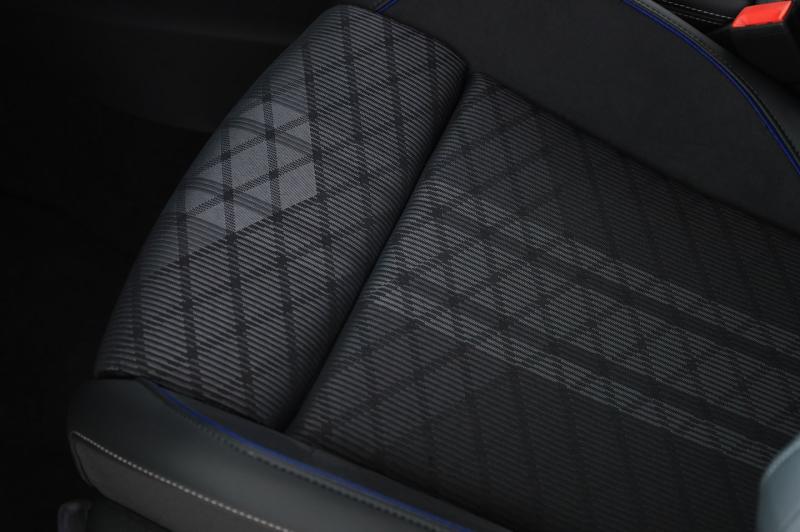 VW Tiguan R-Line TDI DSG