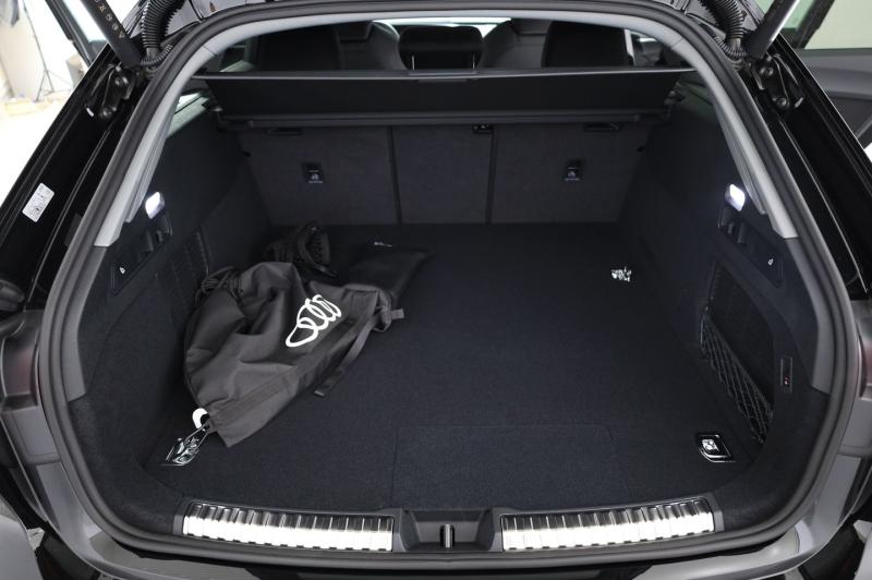 Audi A5 Avant e-hybrid quattro 220 kW